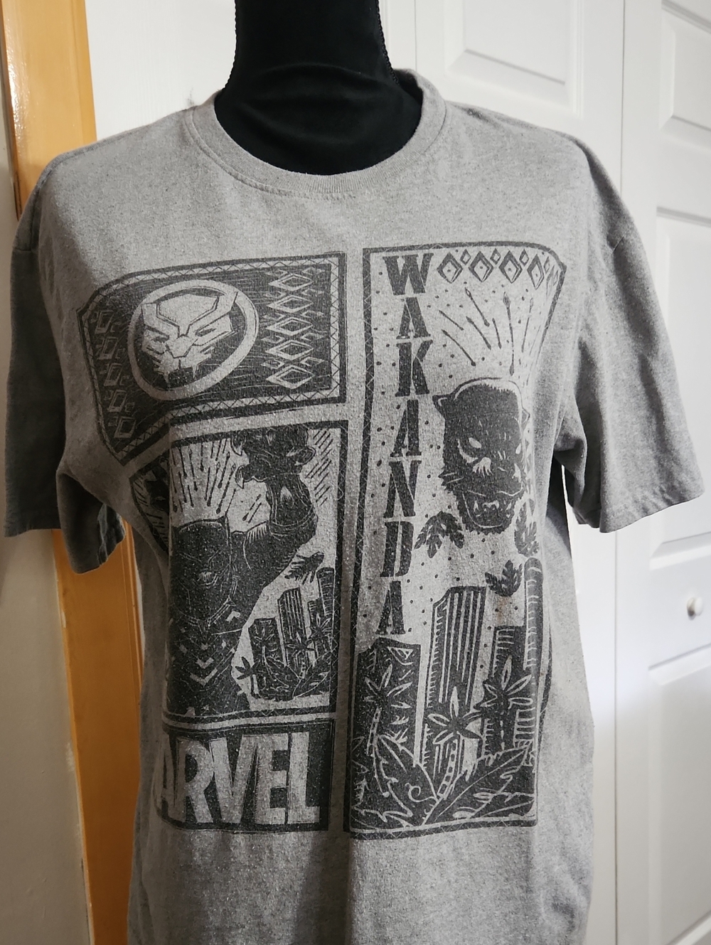 Marvel Gray Wakanda Panel Graphic Tee